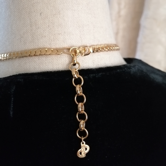VTG CHRISTIAN DIOR Signed Rhinestones Choker Collar Gold Tone Statement Necklace - Picture 4 of 4